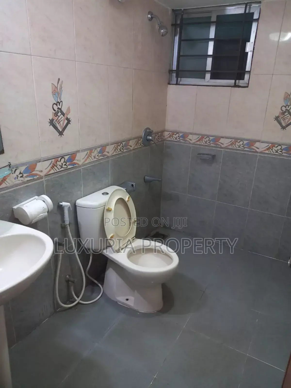 Furnished 3bdrm Apartment in Furnished Apartment for rent