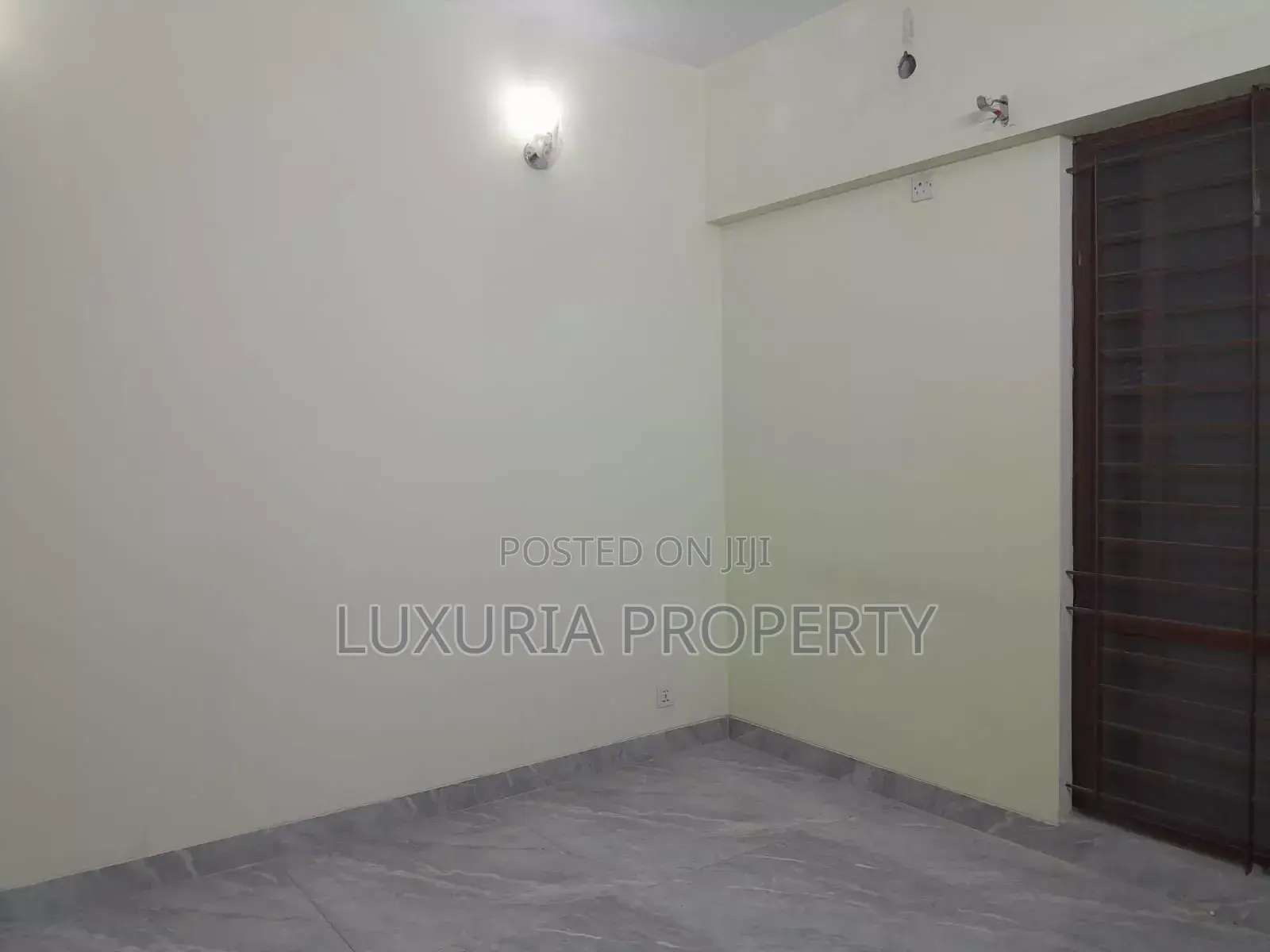 3bdrm Apartment in Unfurnished for rent