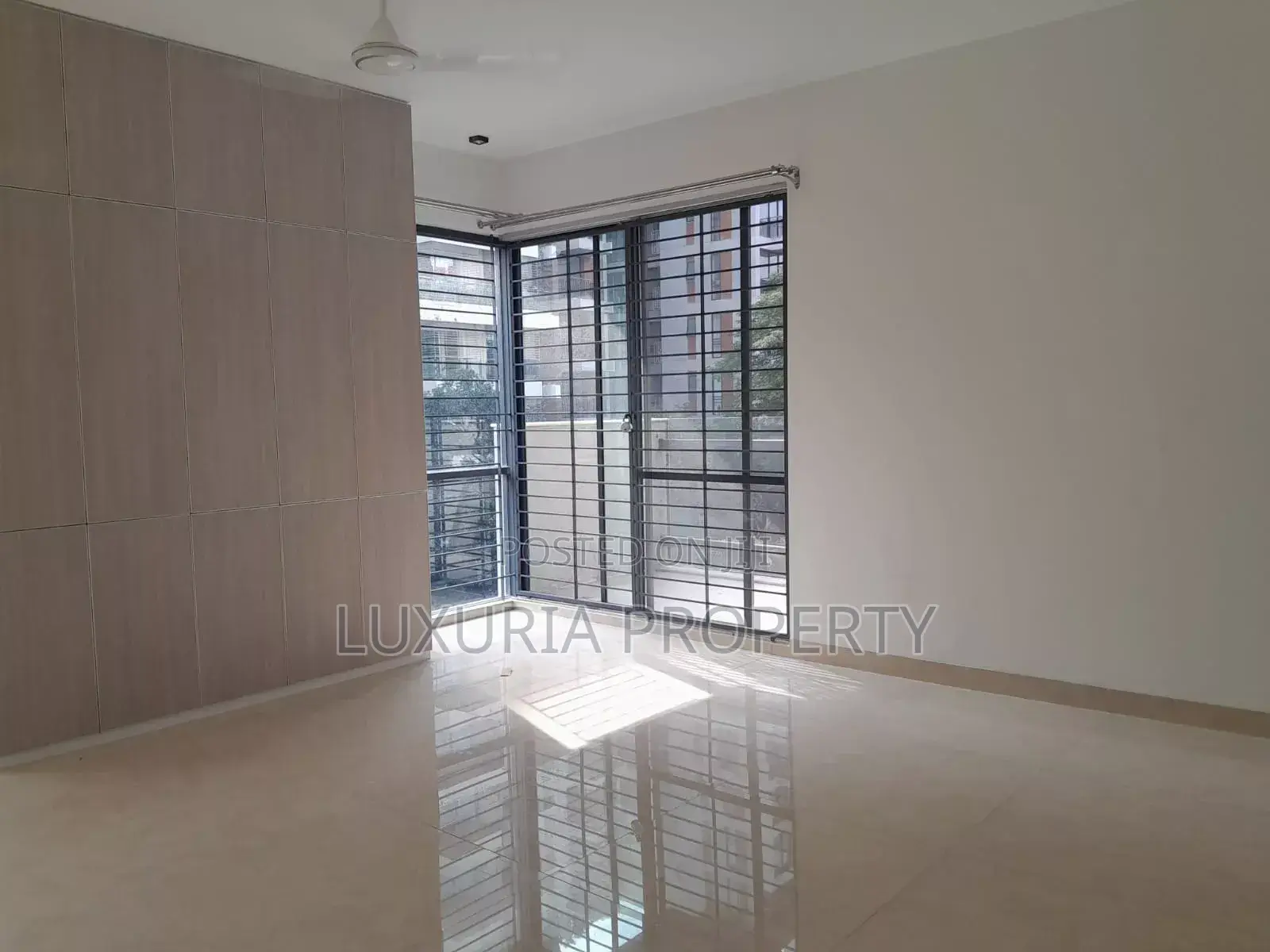 3bdrm Apartment in Unfurnished for rent