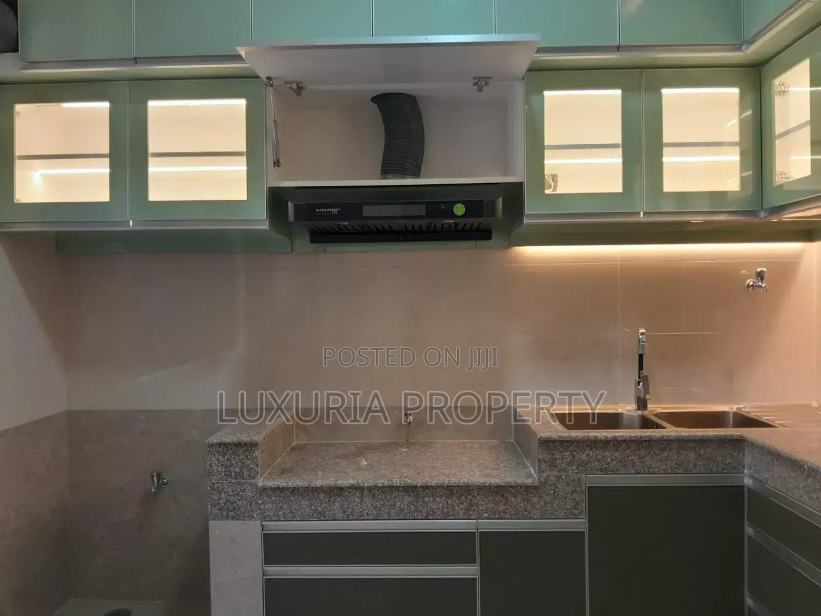 3bdrm Apartment in Unfurnished for rent