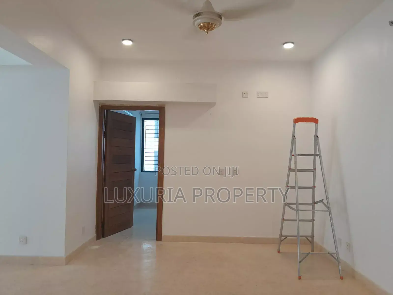 3bdrm Apartment in Unfurnished for rent