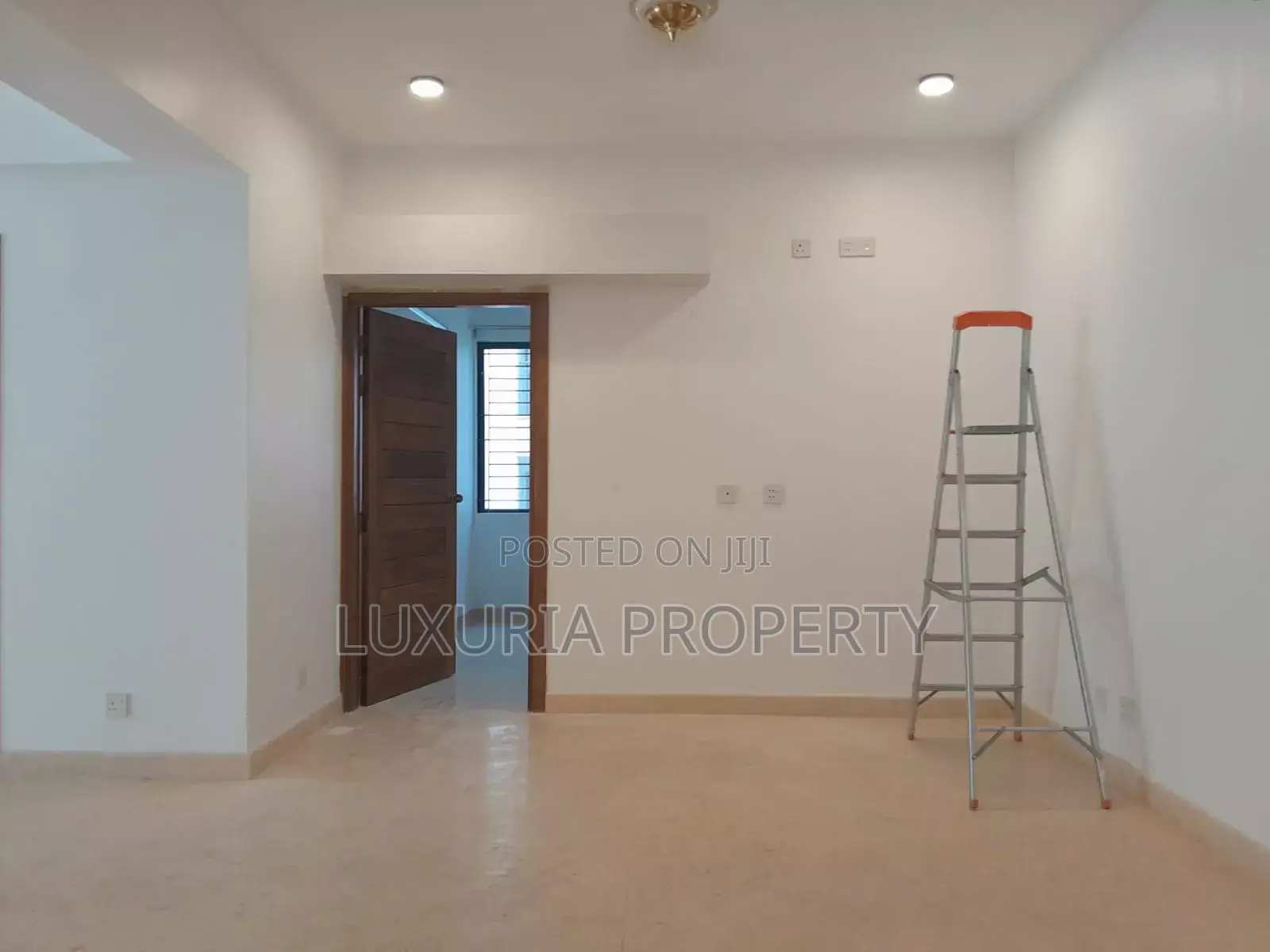 3bdrm Apartment in Unfurnished for rent