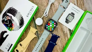 Keqiwear KW2 Max Smartwatch With 3 Bracelets – 49mm
(922)