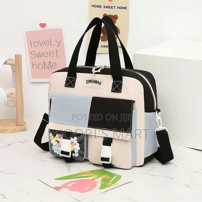 Waterproof High Capacity Contrast Backpack for Student