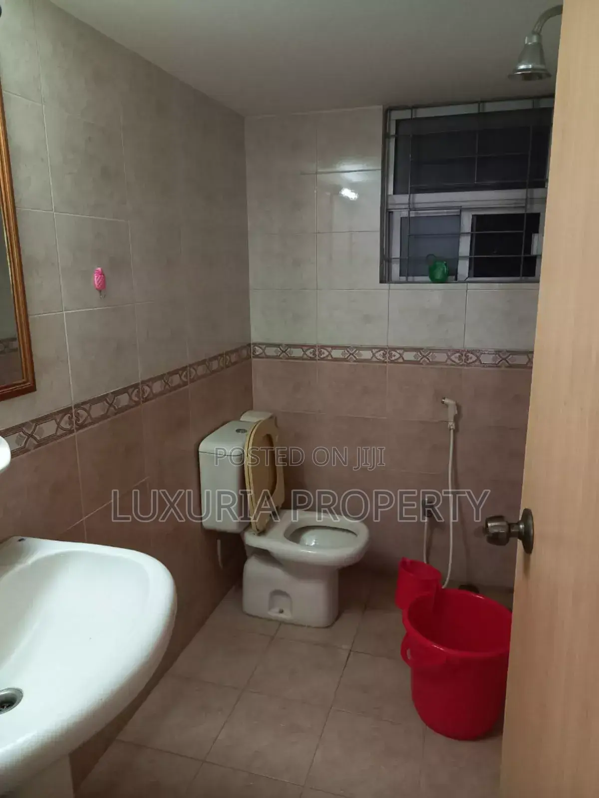Furnished 3bdrm Apartment in Fully Furnished, Gulshan for rent