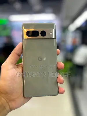 Photo - Google Pixel 7 Pro 128 GB White
