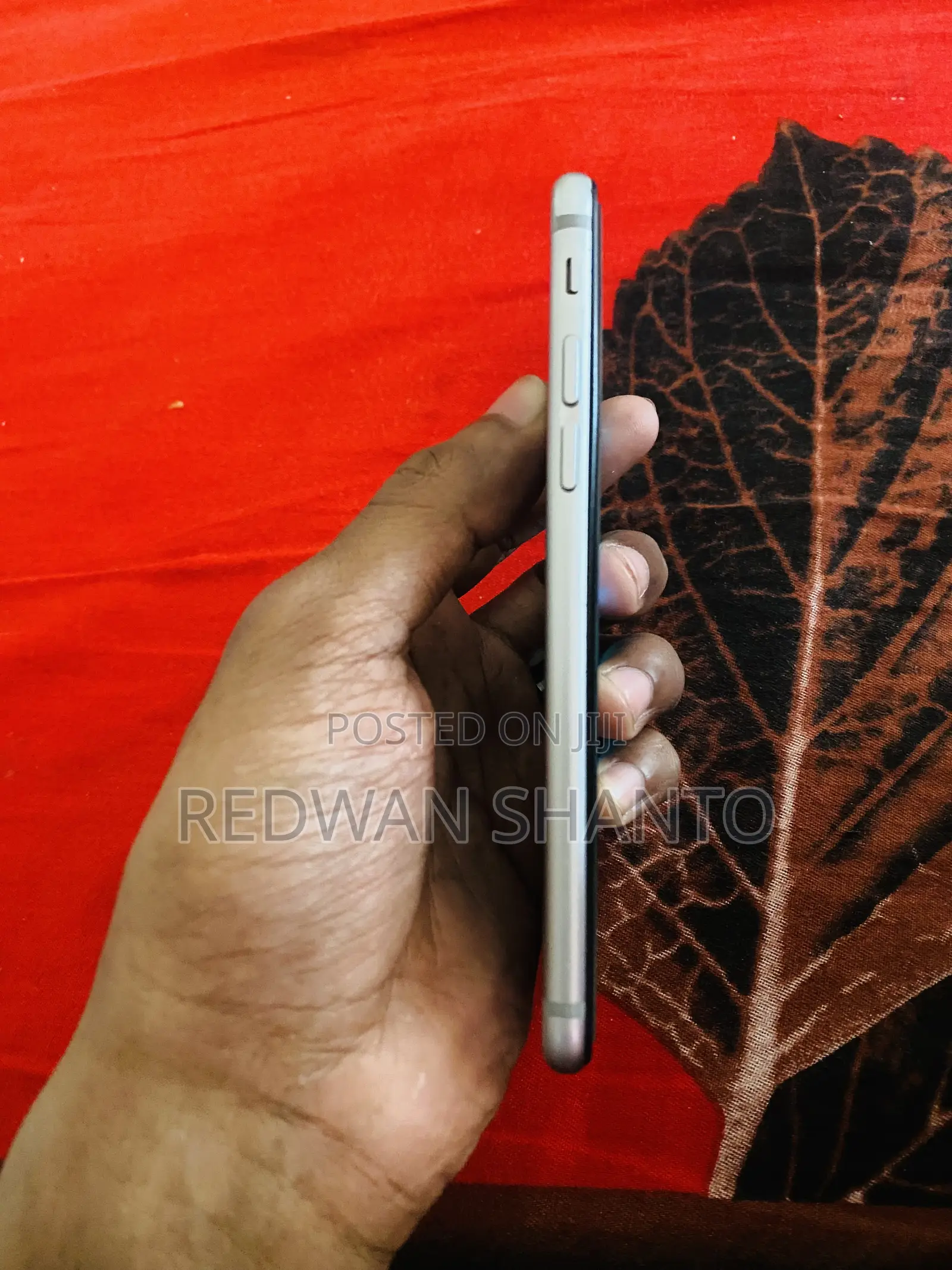 Apple iPhone 6s 64 GB Silver