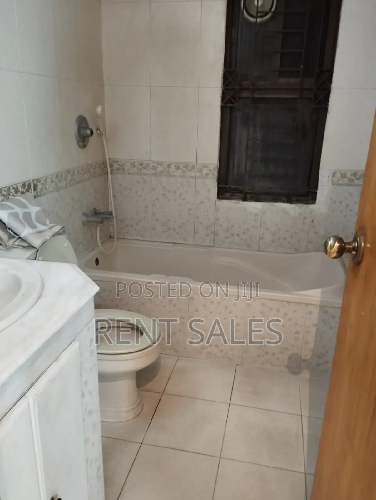 Furnished 3bdrm Apartment in Gulshan for rent