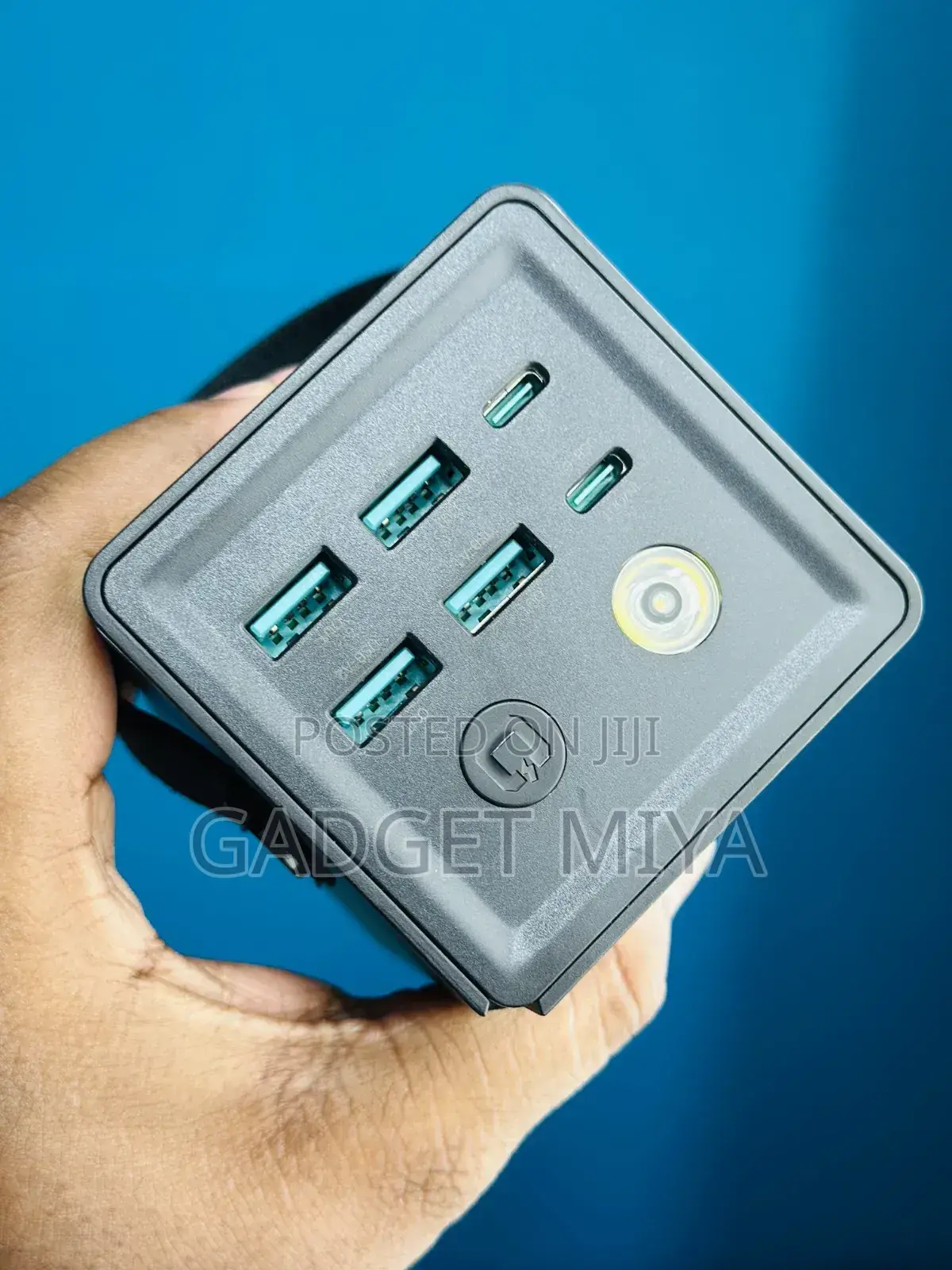 Rocoren 50,000mah 22.5W Power Bank With Fast Charging