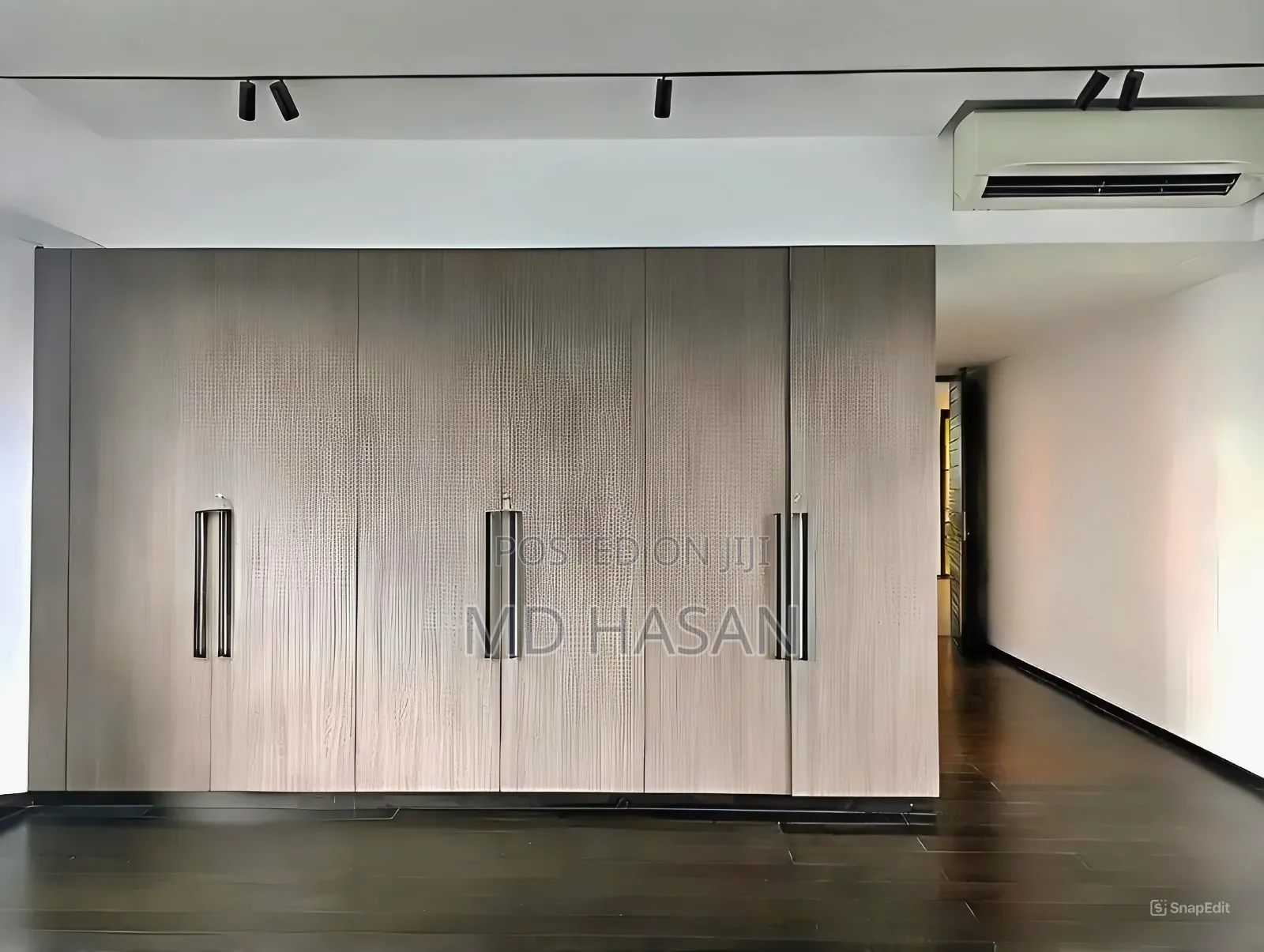 4bdrm Apartment in Semi Furnished for rent