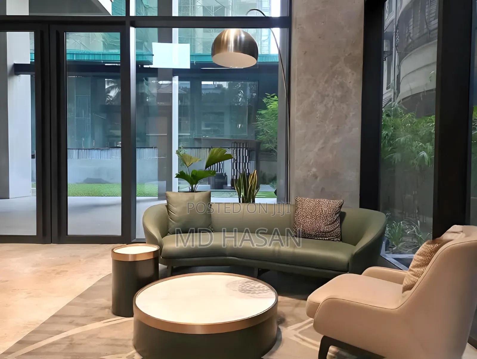 4bdrm Apartment in Semi Furnished for rent