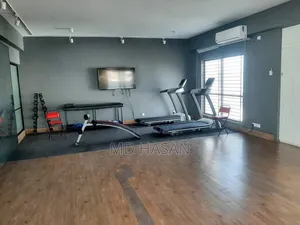 3bdrm Apartment in Semi Furnished for rent