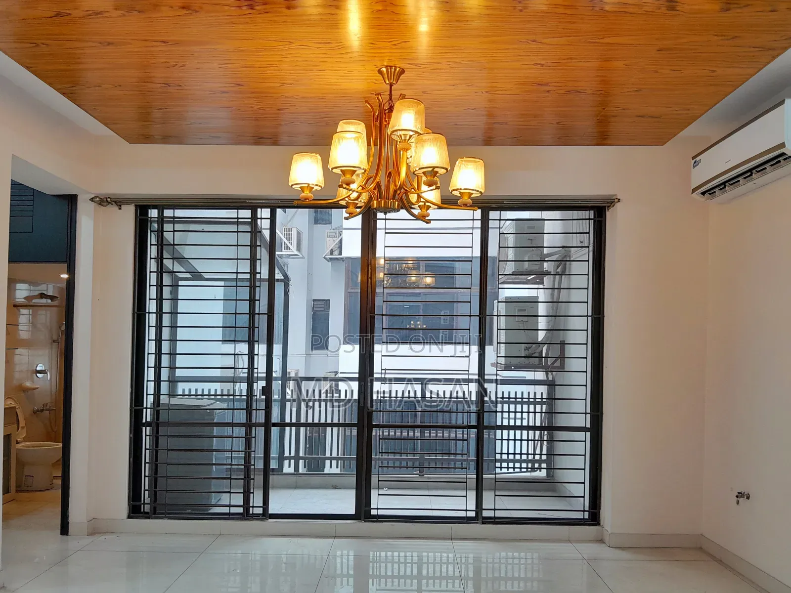 3bdrm Apartment in Semi Furnished for rent