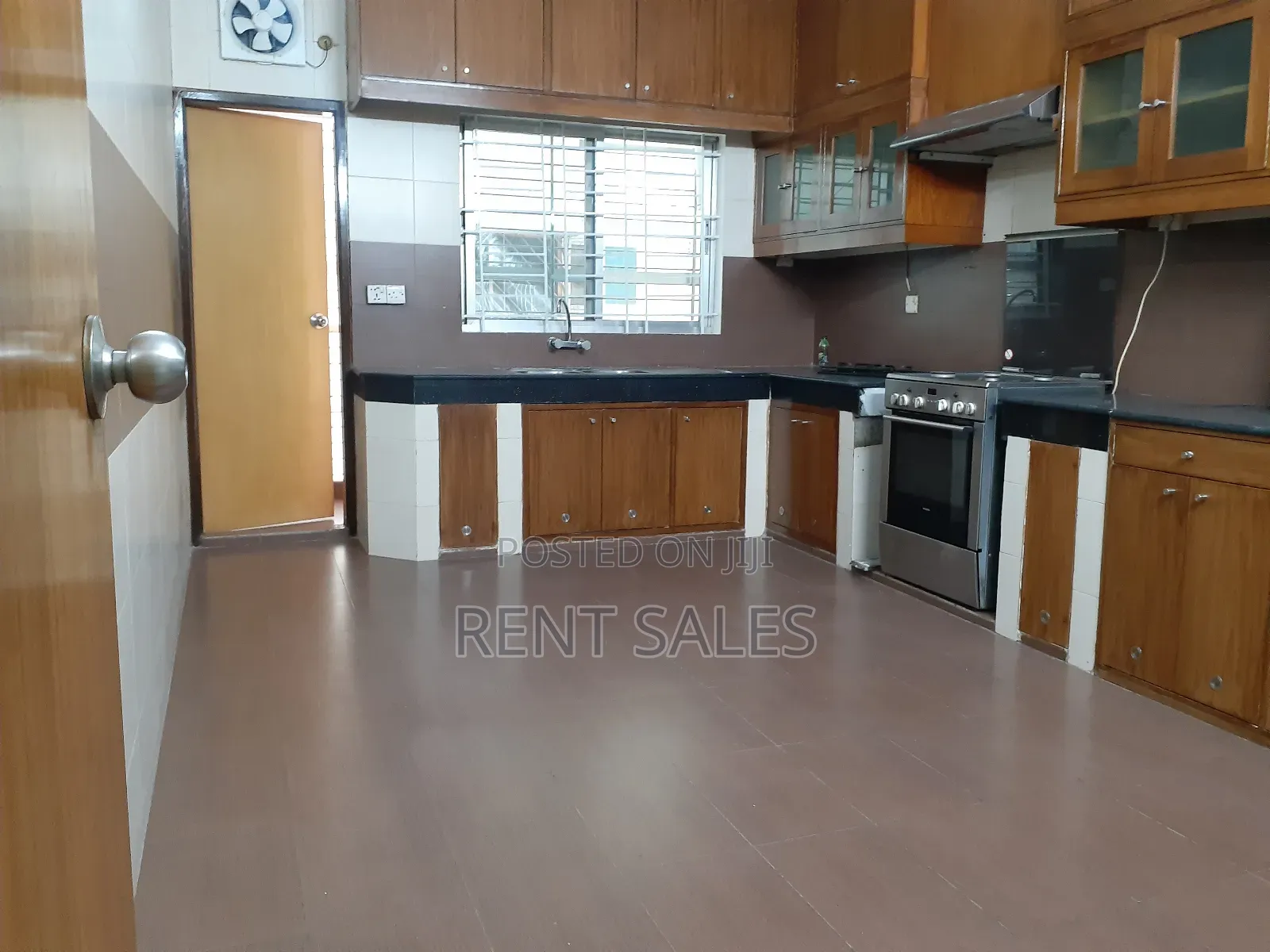 4bdrm Apartment in Gulshan for rent