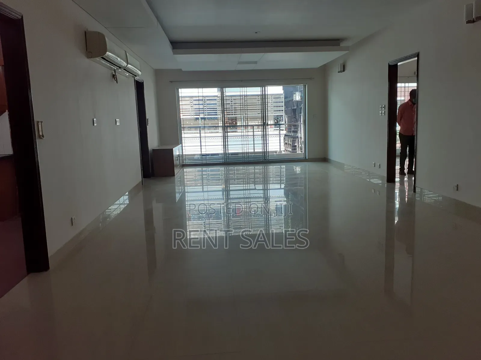 4bdrm Apartment in Gulshan for rent