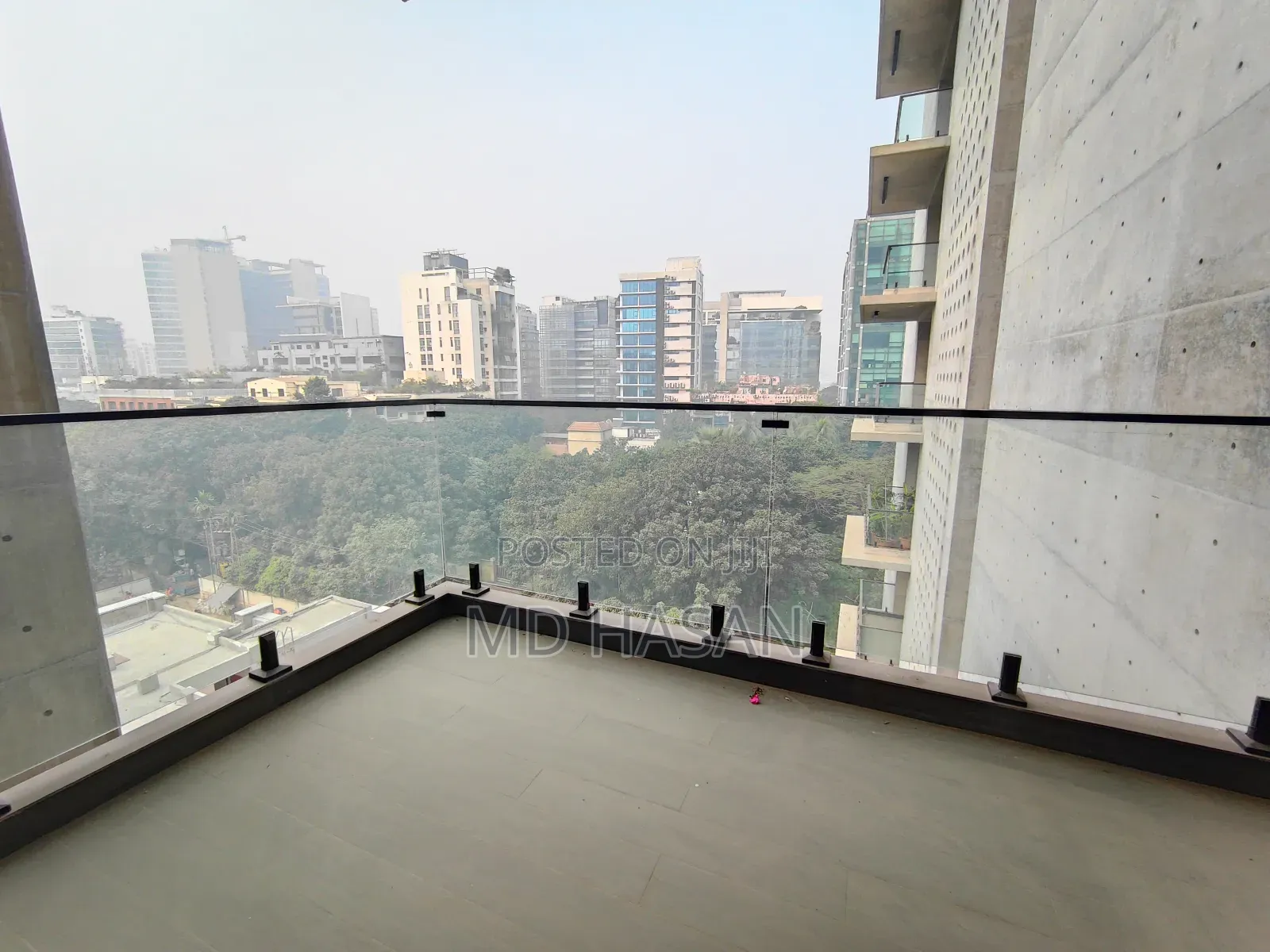 3bdrm Apartment in Gym And Pool Semi for rent