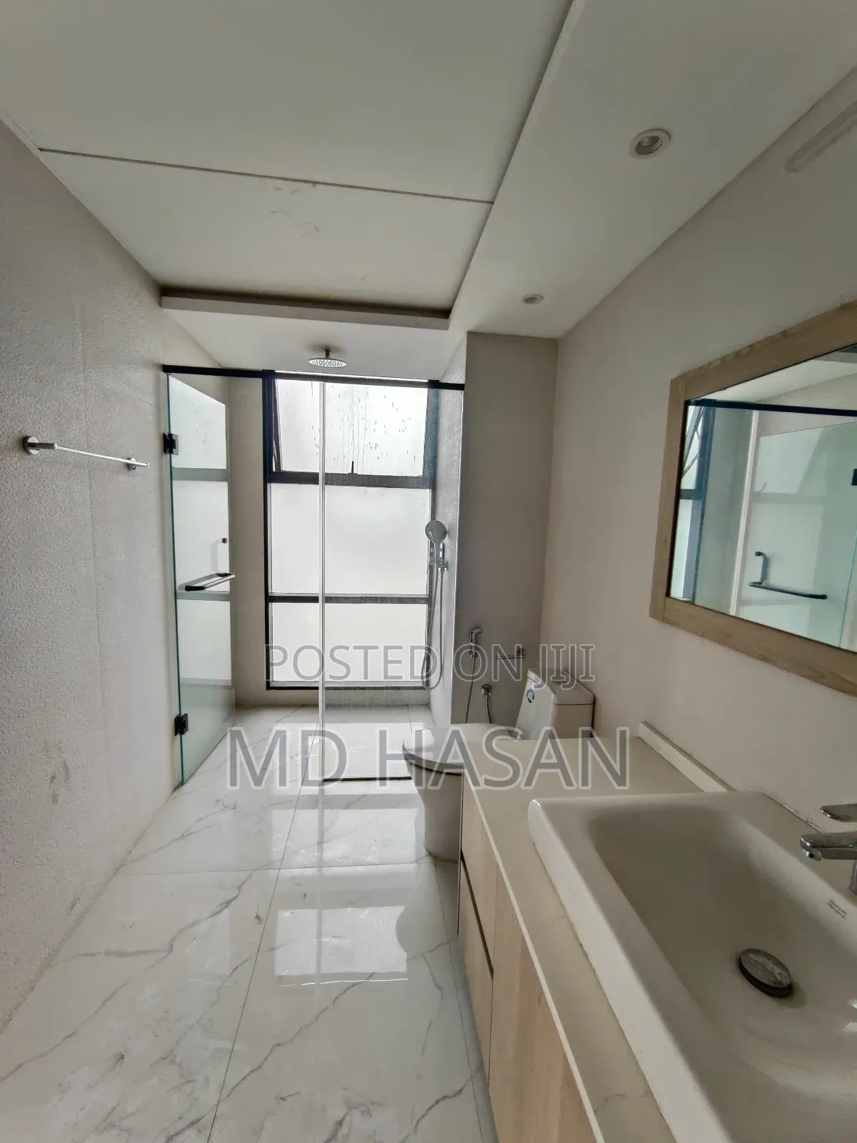 3bdrm Apartment in Gym And Pool Semi for rent