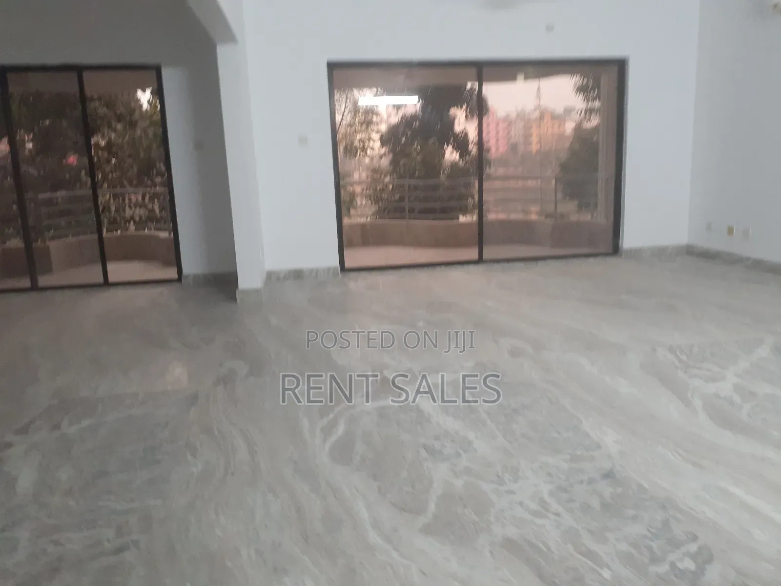 4bdrm Apartment in Gulshan for rent
