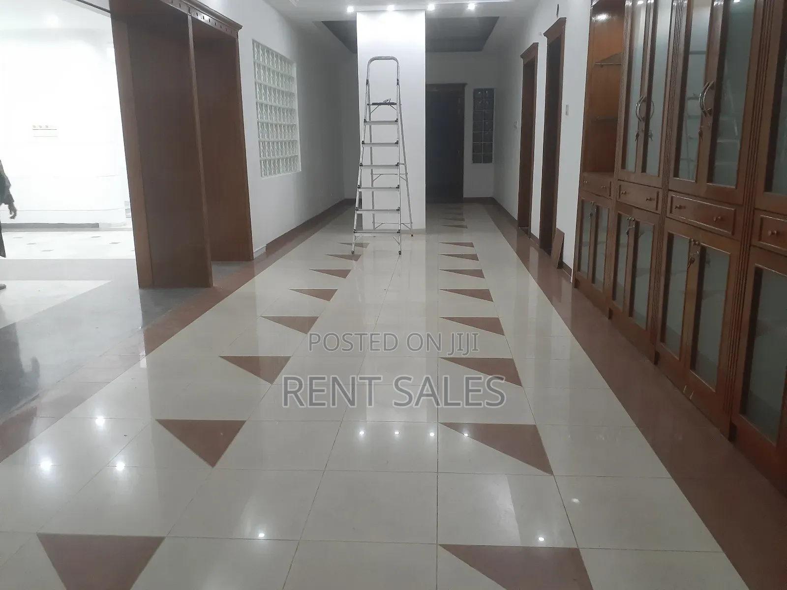 4bdrm Apartment in Gulshan for rent