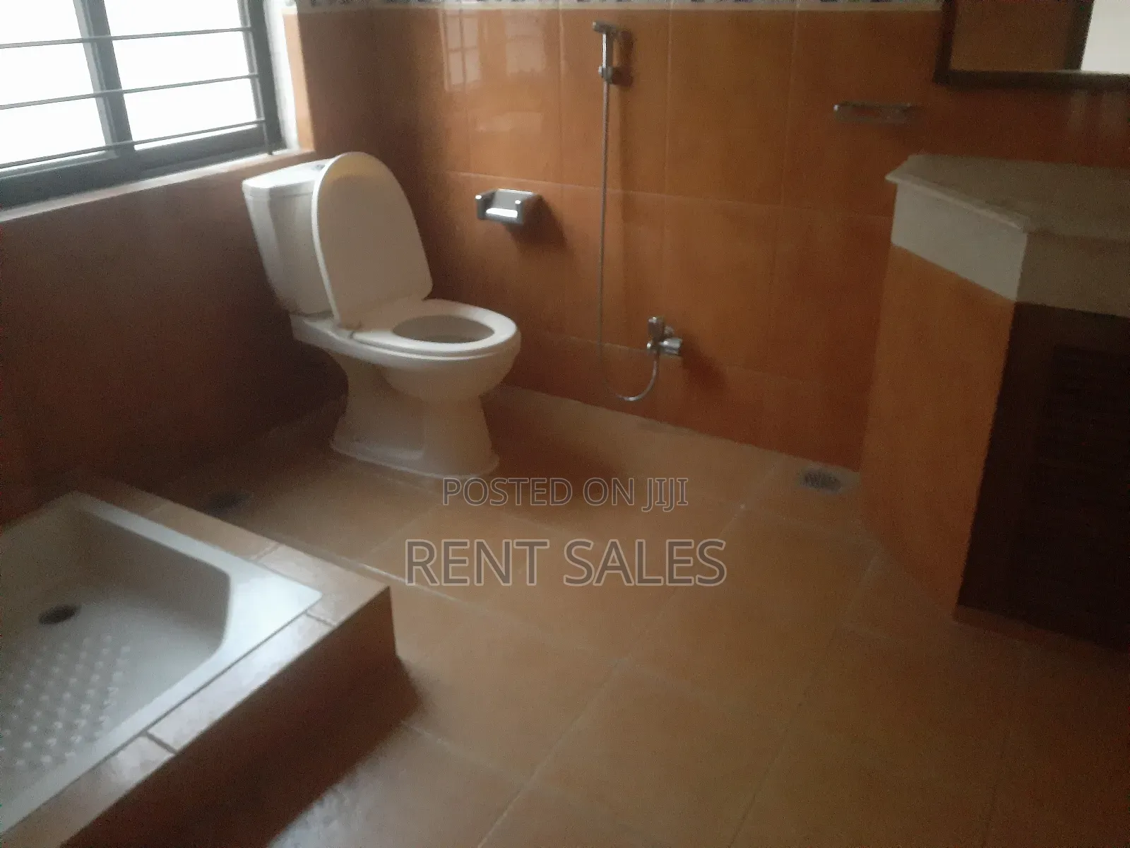 4bdrm Apartment in Gulshan for rent