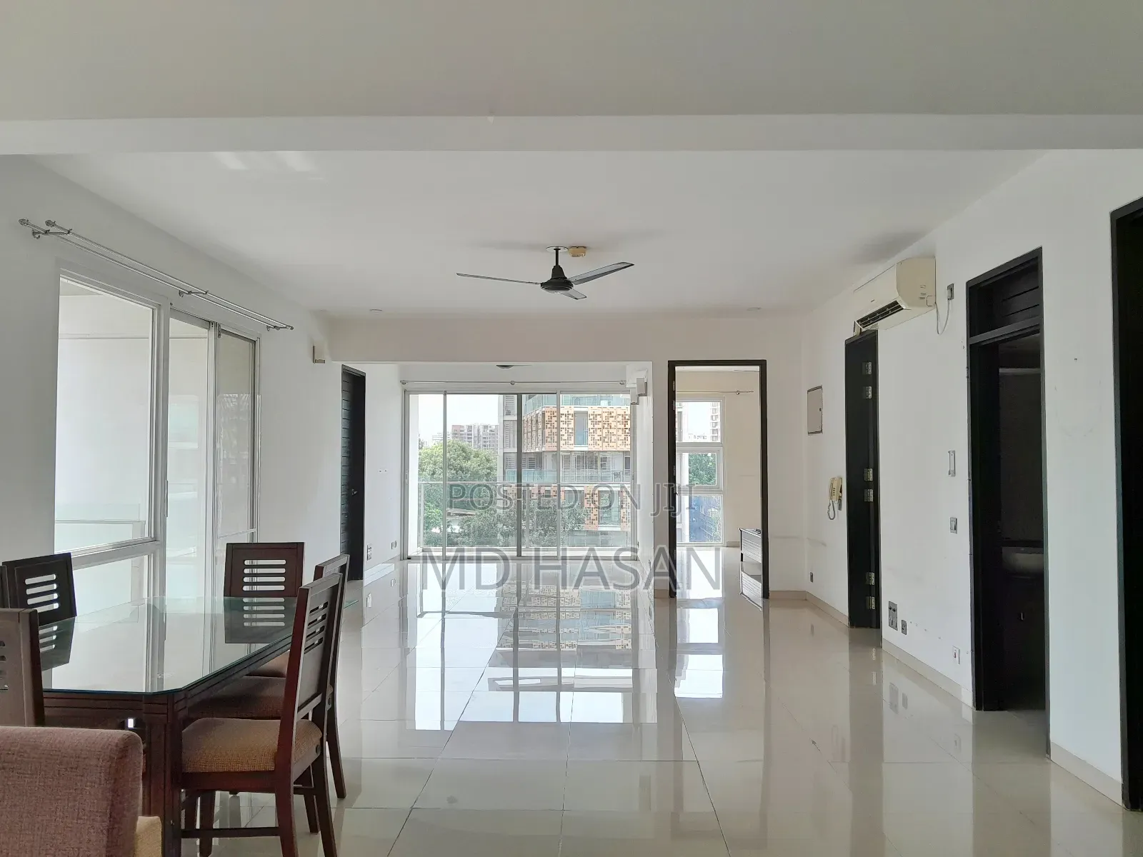 3bdrm Apartment in Semi Furnished Flat for rent