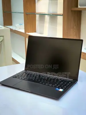 Laptop Samsung Galaxy Book4 16GB Intel Core I7 SSD 512GB