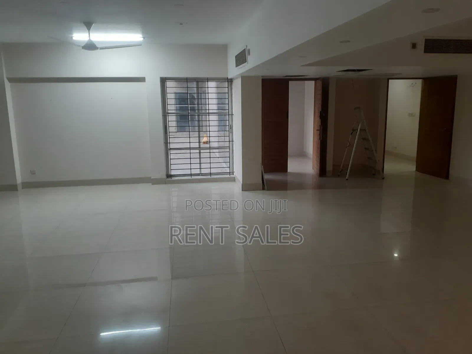 4bdrm Apartment in Gulshan for rent