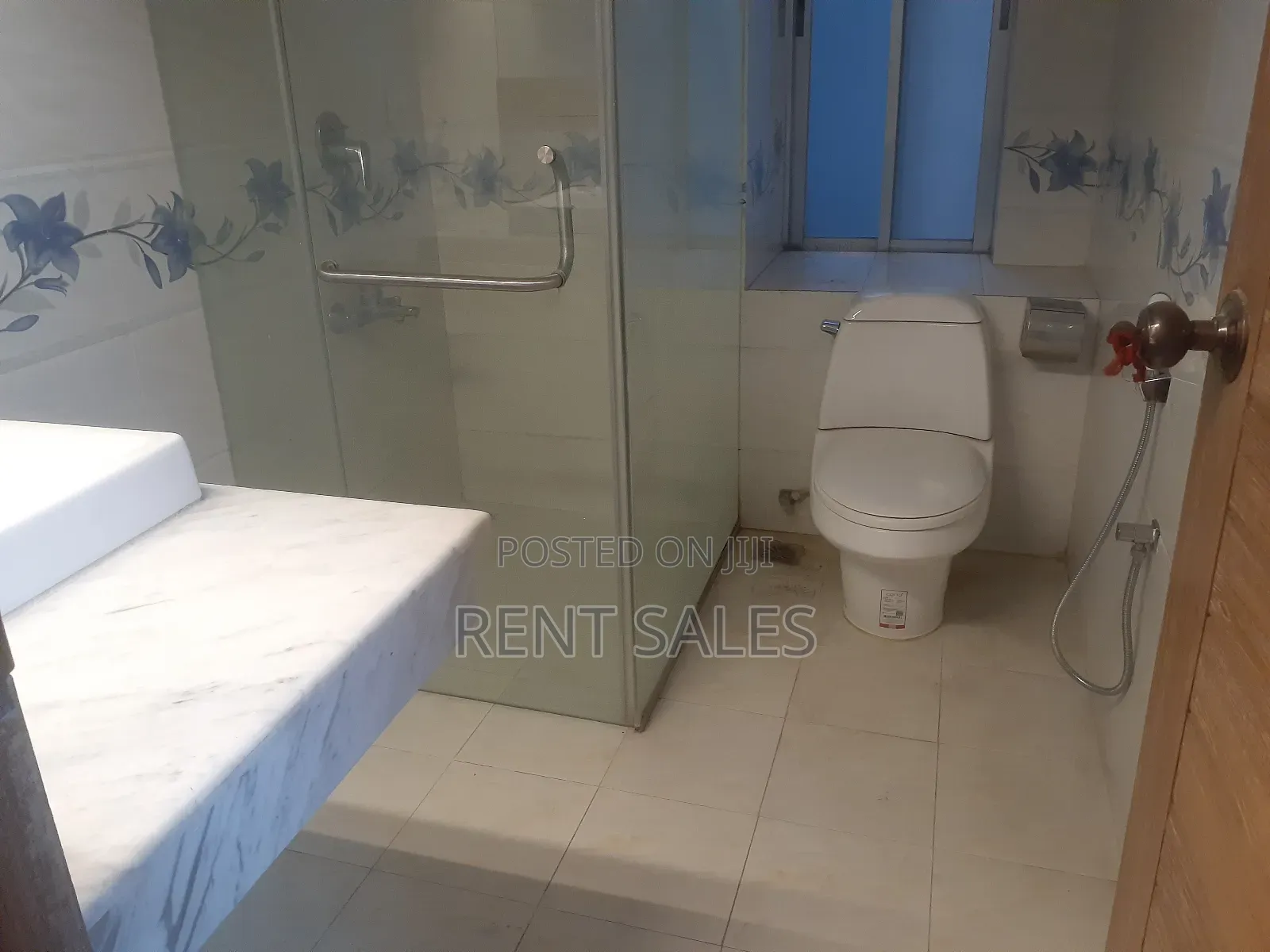 4bdrm Apartment in Gulshan for rent