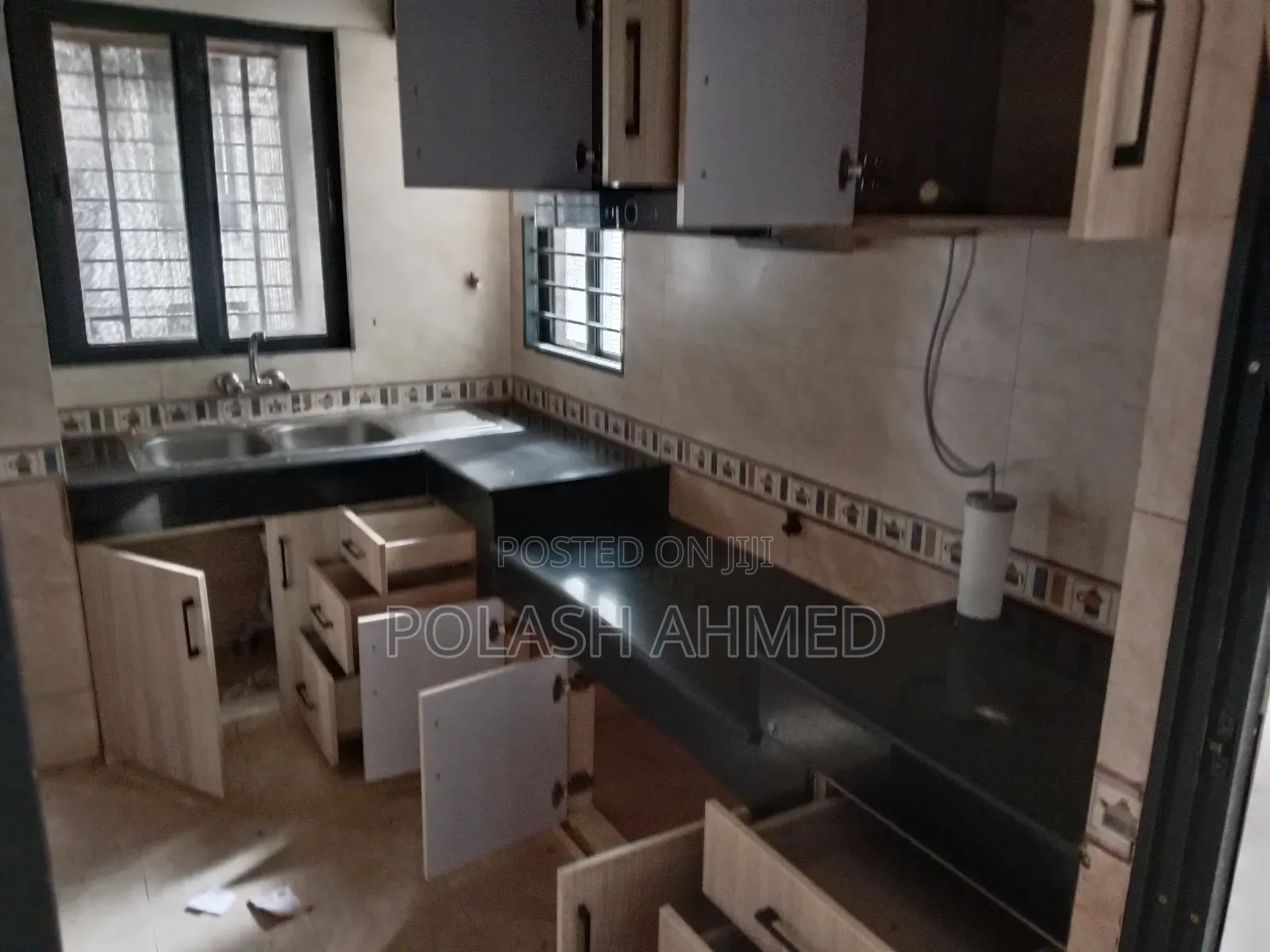 4bdrm Apartment in East, Gulshan for rent