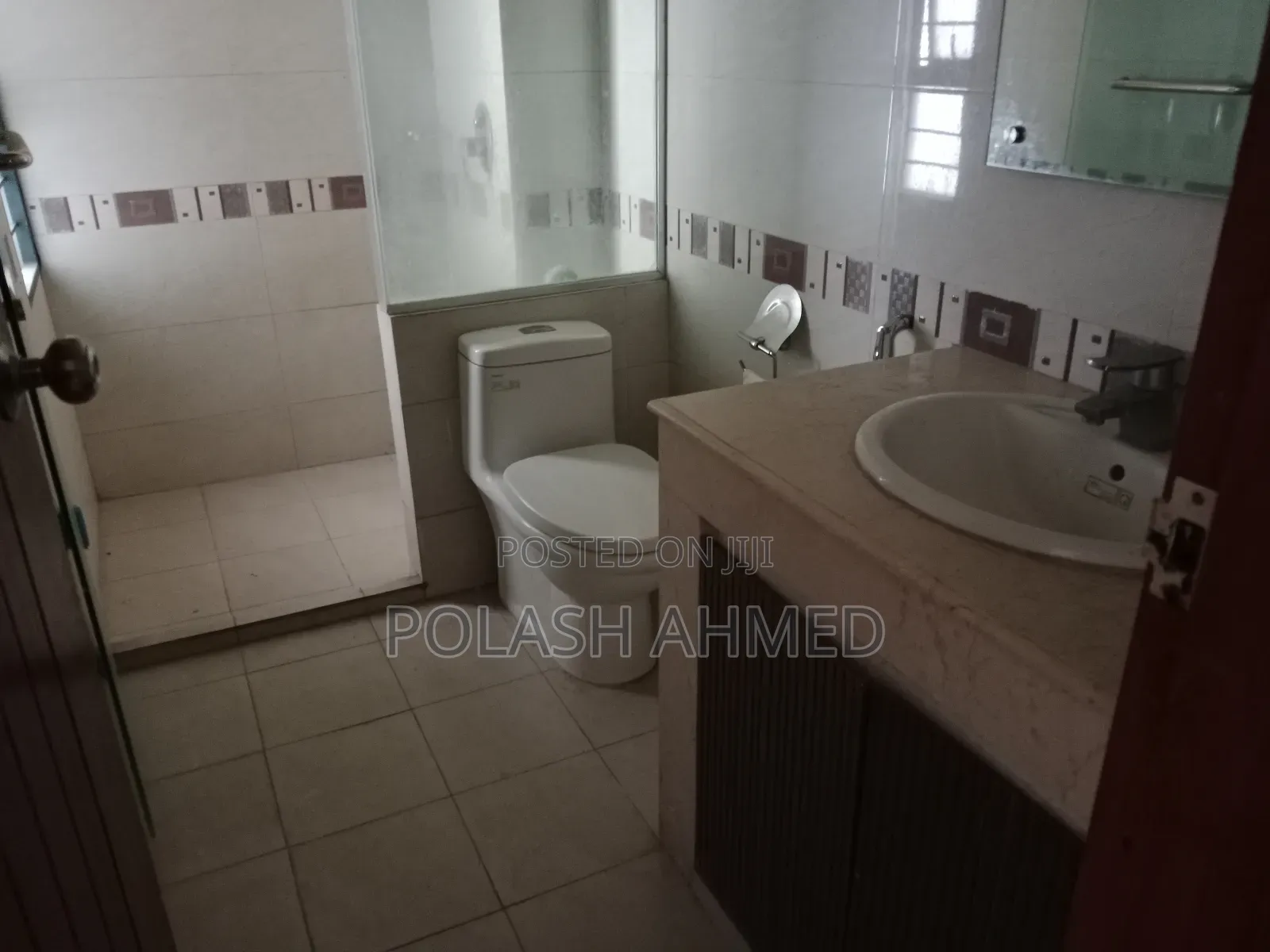 4bdrm Apartment in East, Gulshan for rent