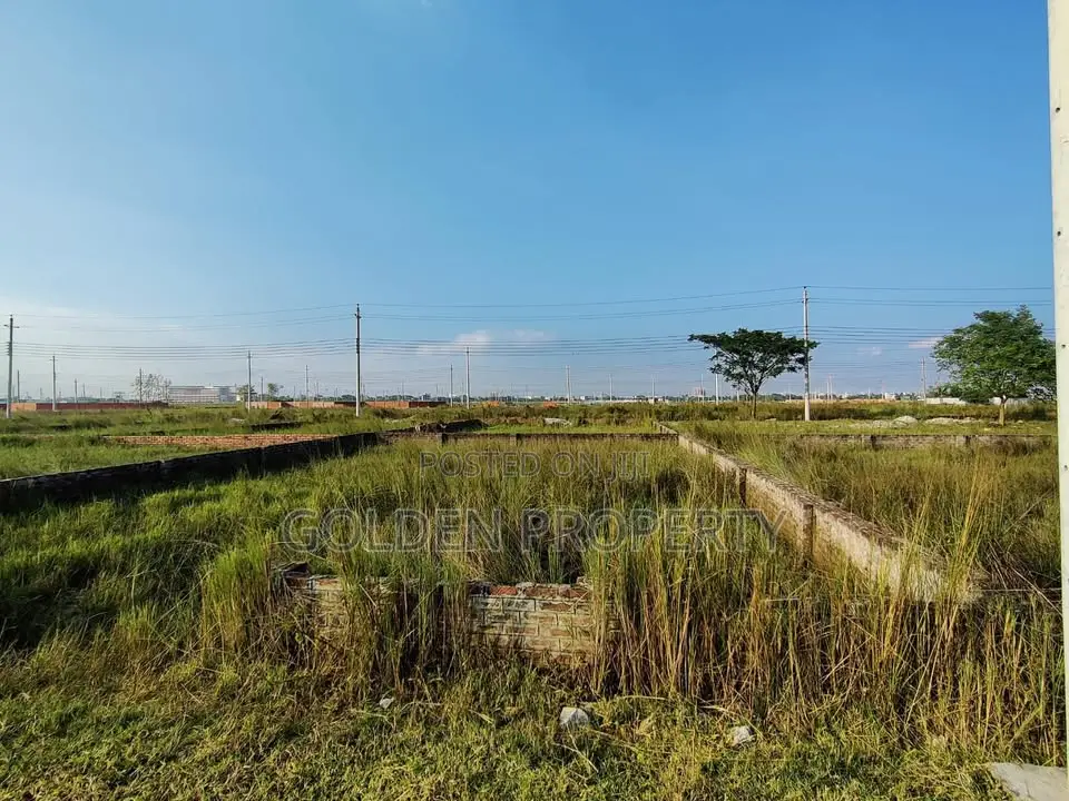 N Block 3 Katha, South Face