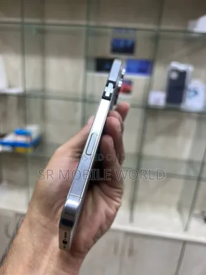 New Apple iPhone 16 Pro Max 256 GB Gold