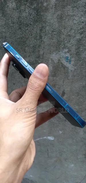 New Apple iPhone 16 Pro Max 256 GB Black