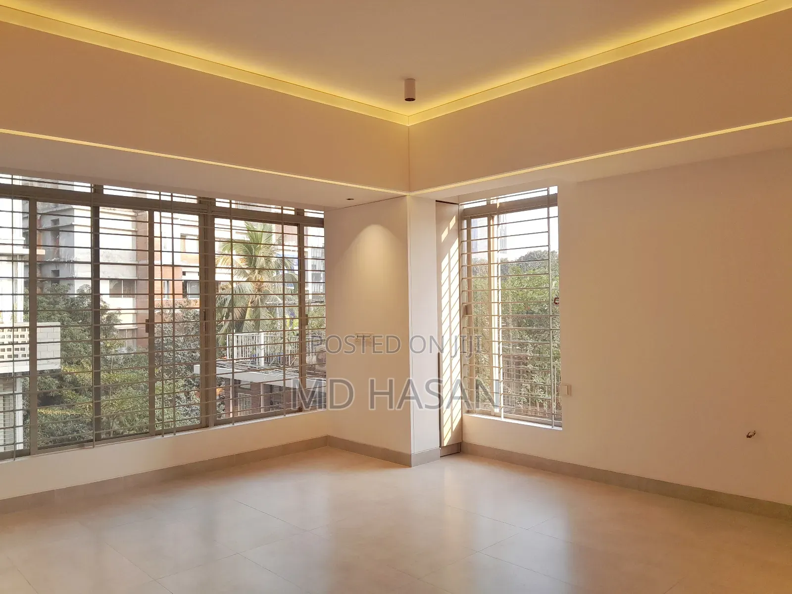 4bdrm Apartment in Semi Furnished Flat for rent