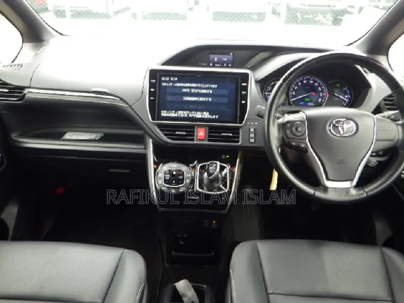 Toyota Esquire 2020 Pearl