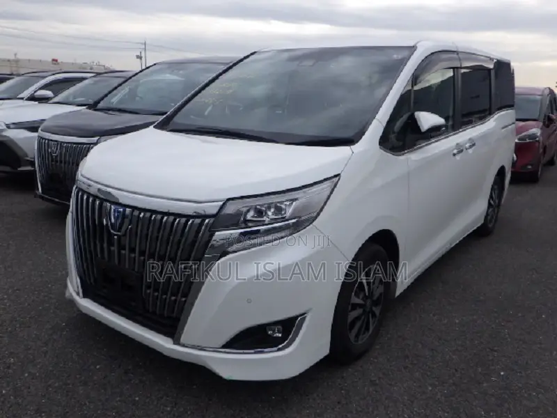 Toyota Esquire 2020 Pearl