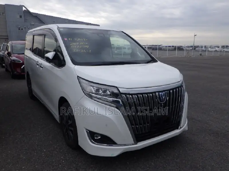 Toyota Esquire 2020 Pearl