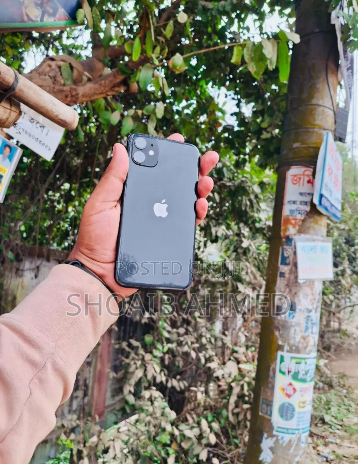 New Apple iPhone 11 64 GB Black