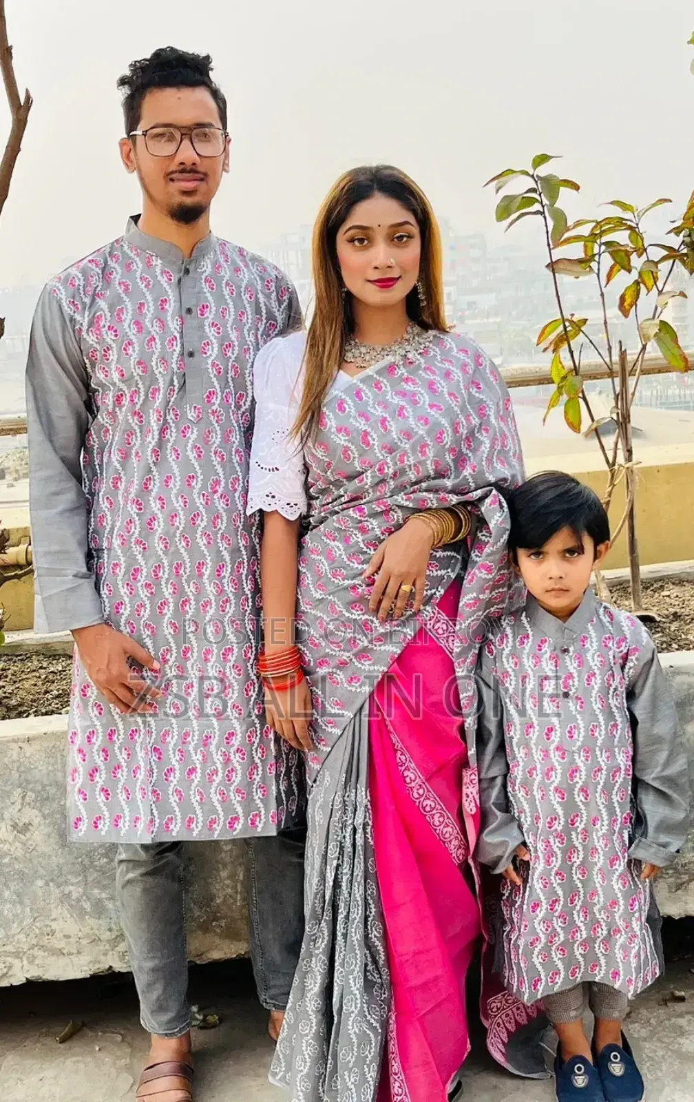 কাপল ড্রেস