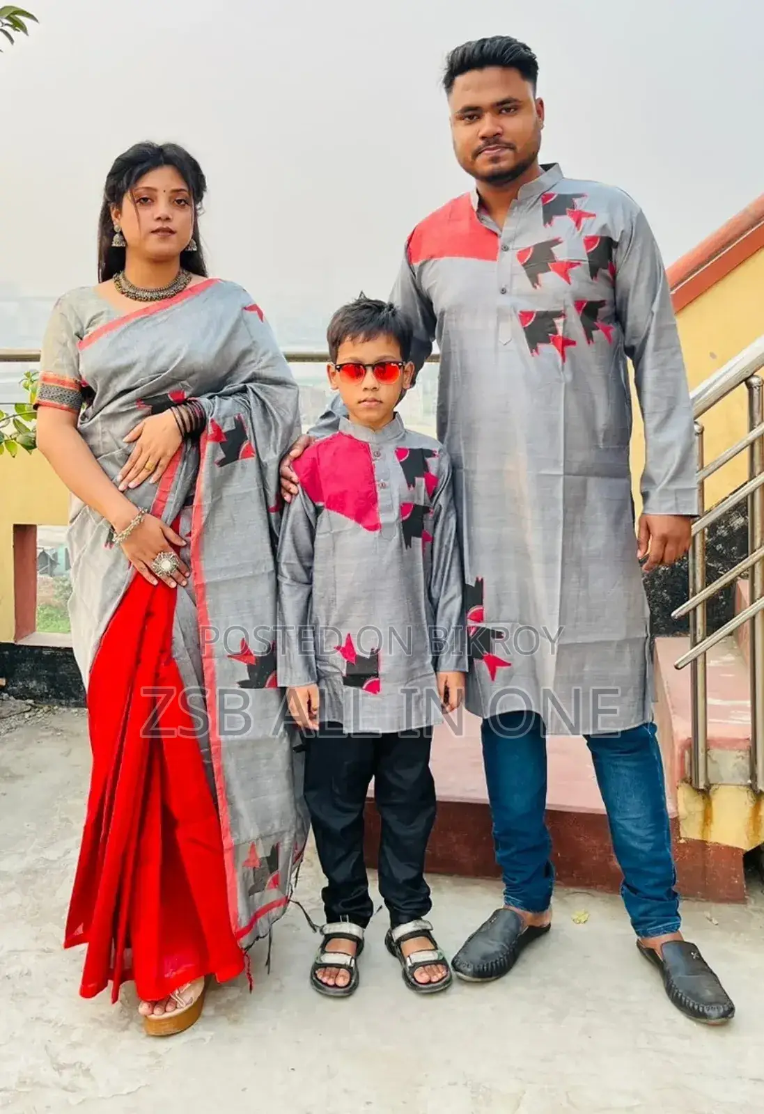কাপল ড্রেস