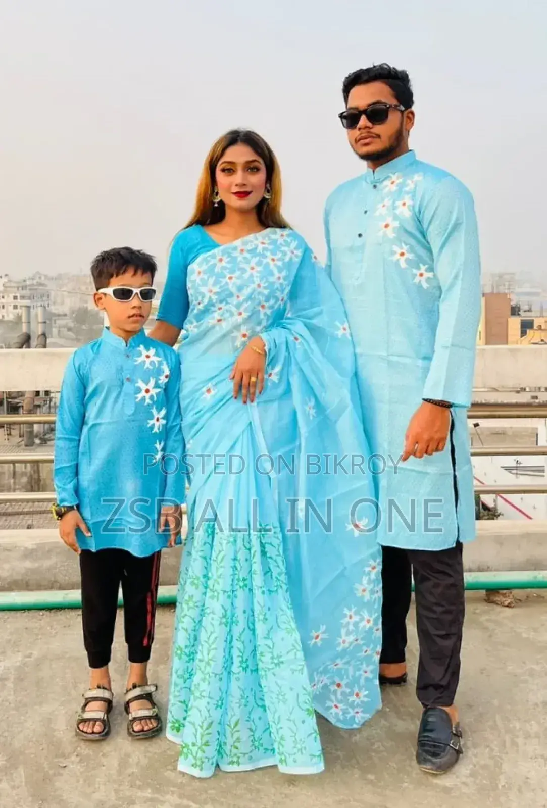 কাপল ড্রেস