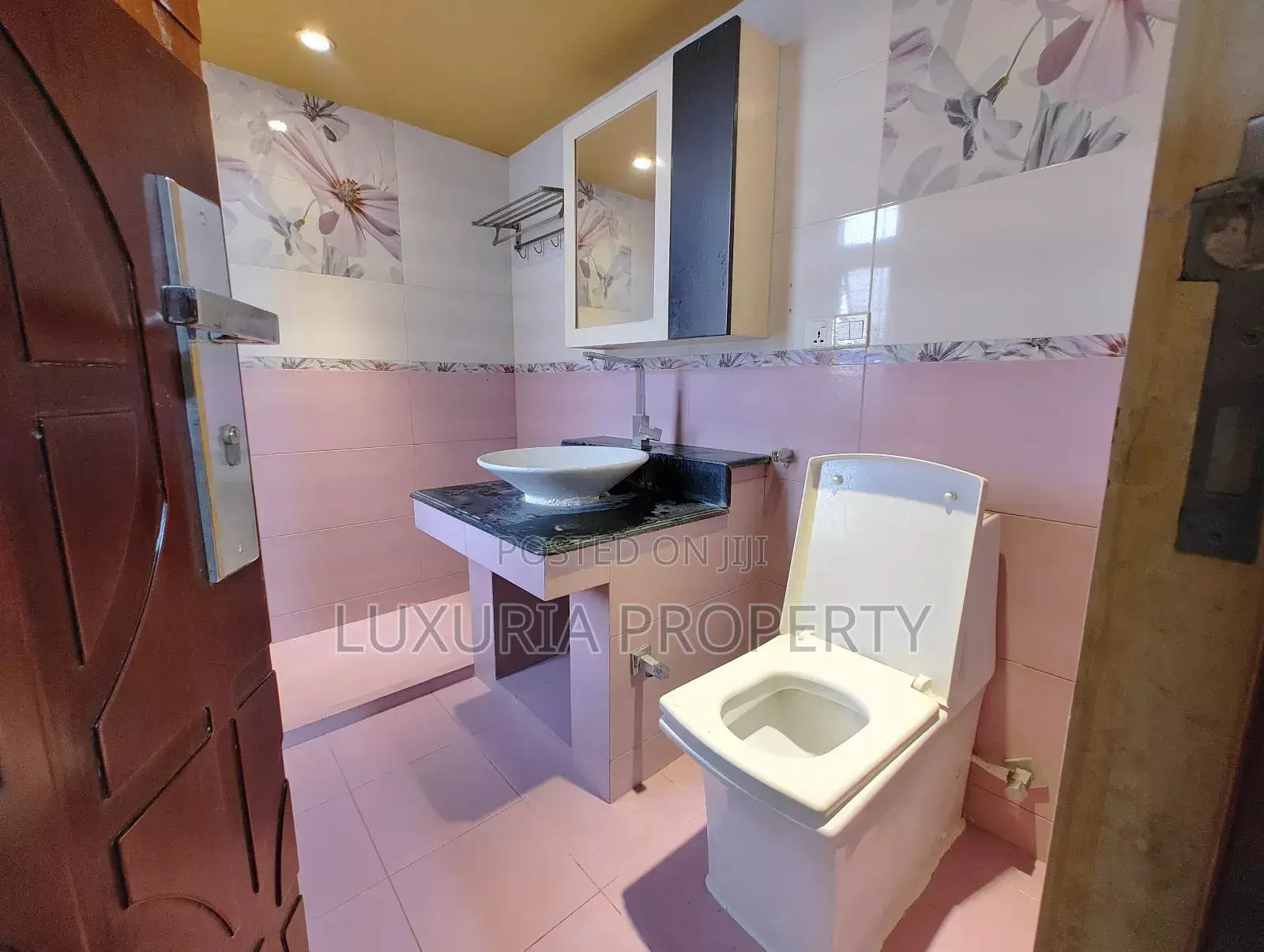 Furnished 3bdrm Apartment in Fully Furnished, Banani for rent