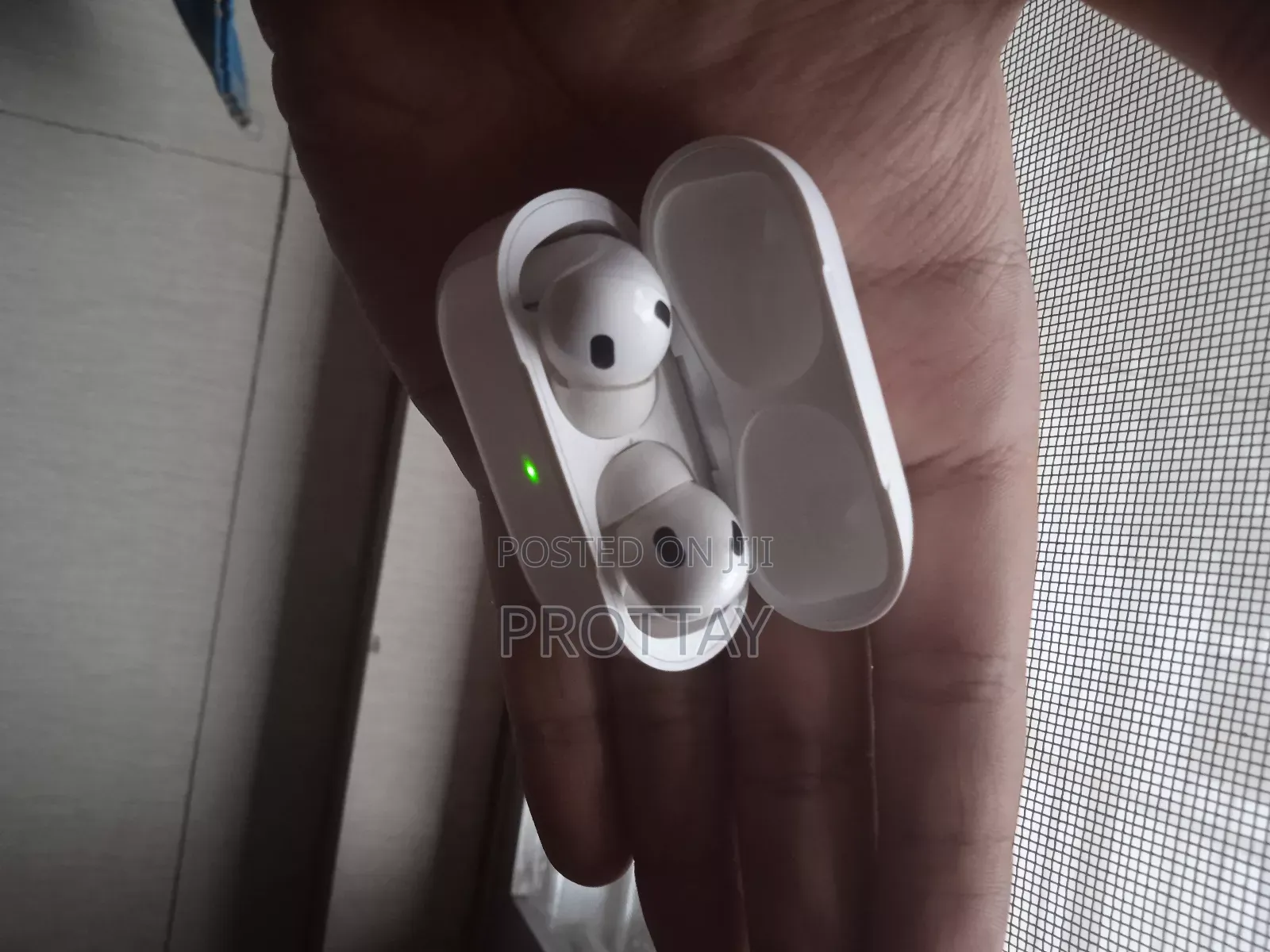 Airport Pro 2 (মাস্টার কপি)