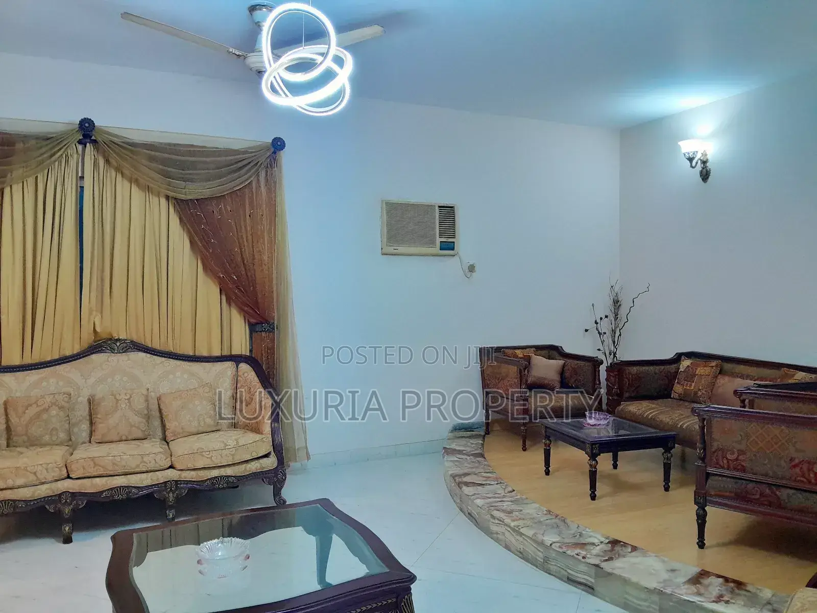 Furnished 3bdrm Apartment in Fully Furnished, Gulshan for rent