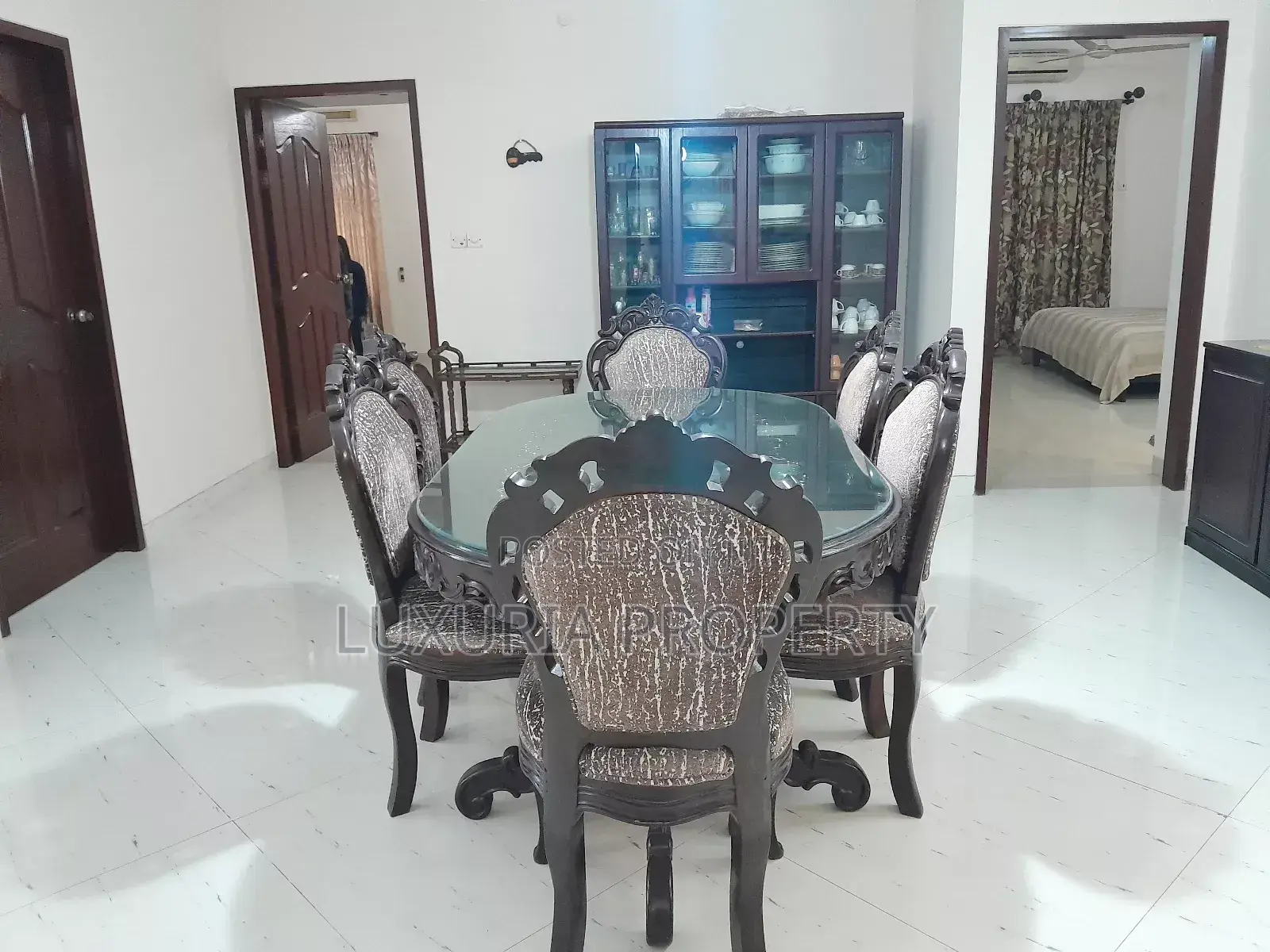 Furnished 3bdrm Apartment in Fully Furnished, Gulshan for rent