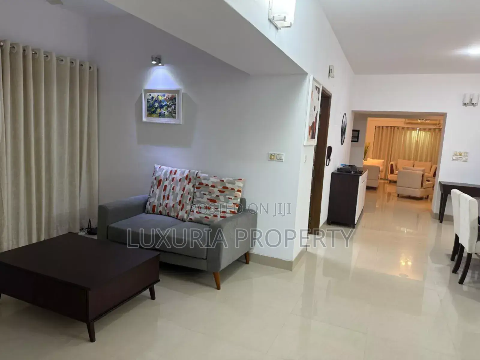 Furnished 4bdrm Apartment in Fully Furnished, Gulshan for rent
