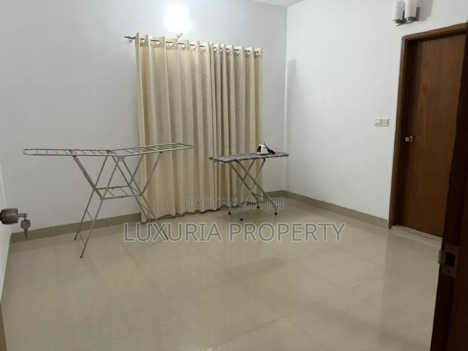 Furnished 4bdrm Apartment in Fully Furnished, Gulshan for rent