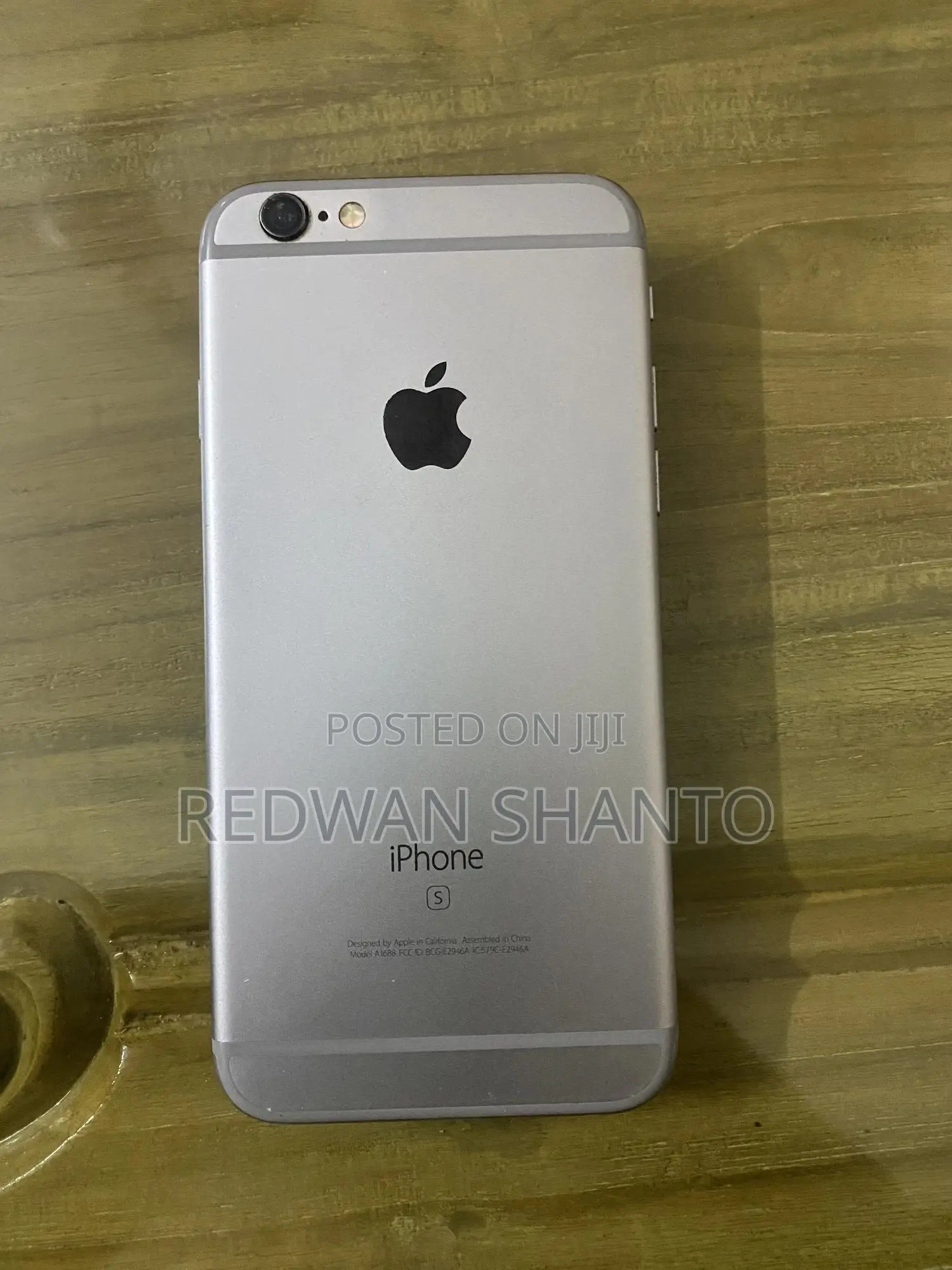 Apple iPhone 6s 64 GB Silver