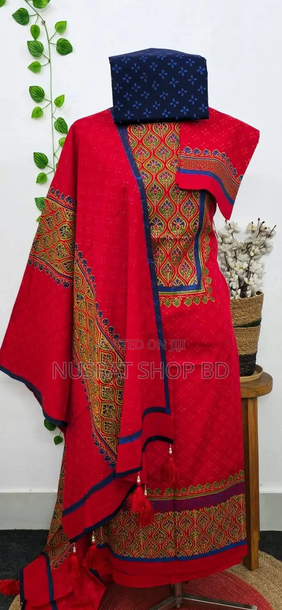 Vip Block Print Unstitch Three Piece