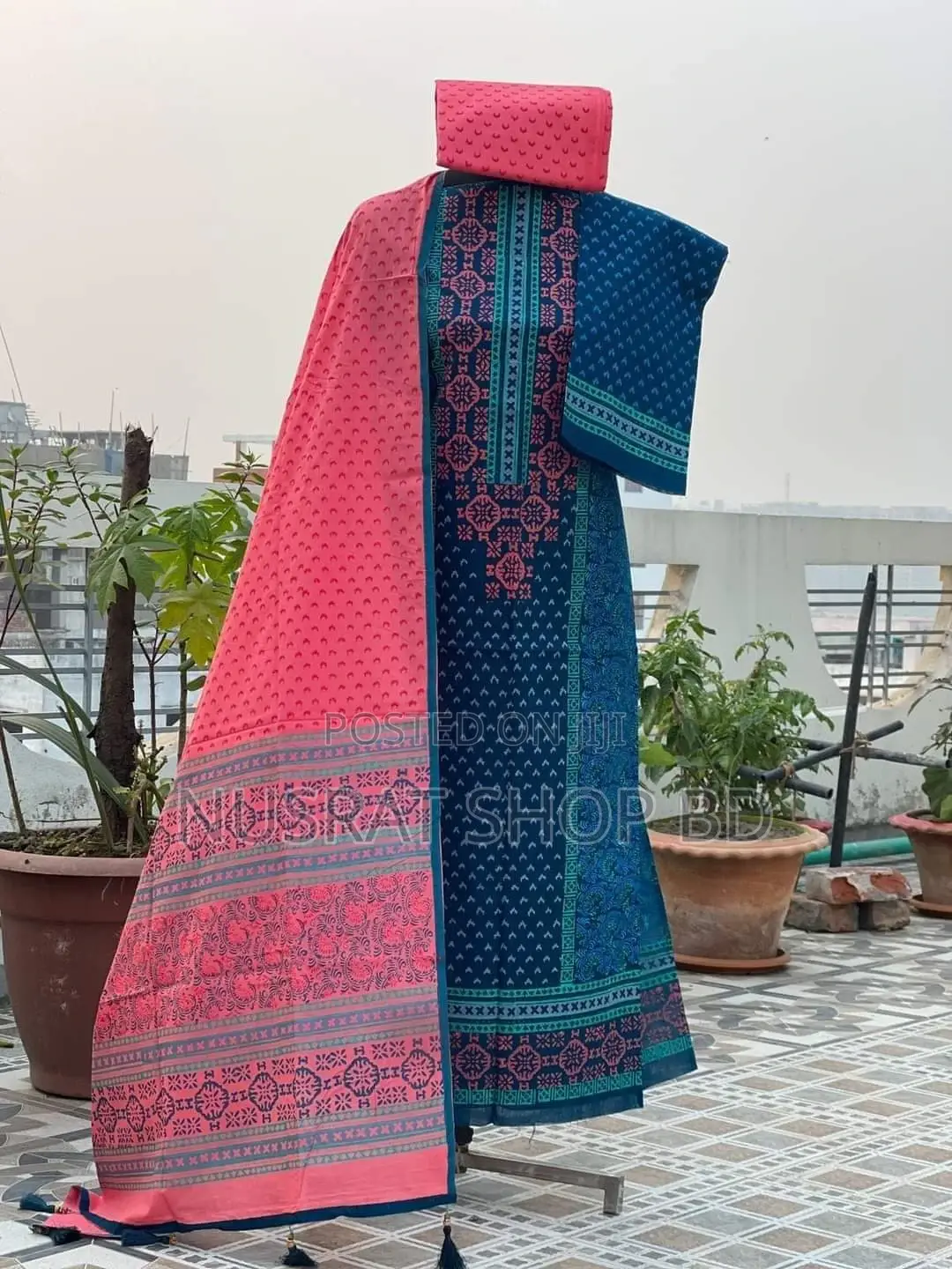 Vip Block Print Unstitch Three Piece